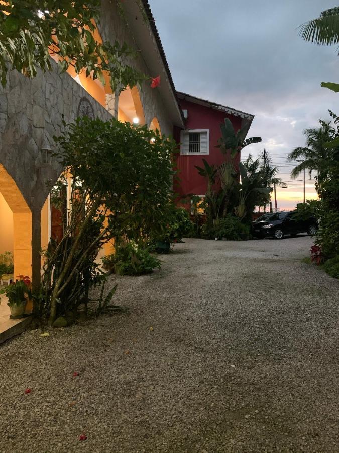 Pousada Casa De Pedra Бойсуканга Екстер'єр фото